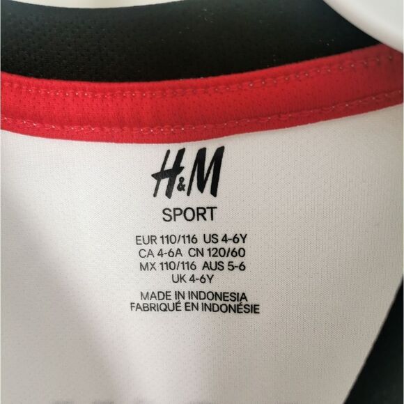 H&M soccer jersey size 4-6 years - Picture 3 of 4